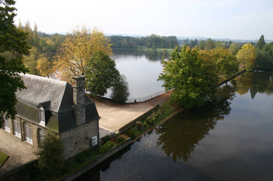 Etang et parc de Flers vus du ciel